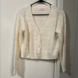 Pink Lily Women's Cream Sweater. Size S